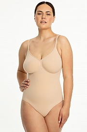 Eleganckie i wyszczuplające body Julimex 421 Seamless - beżowy
